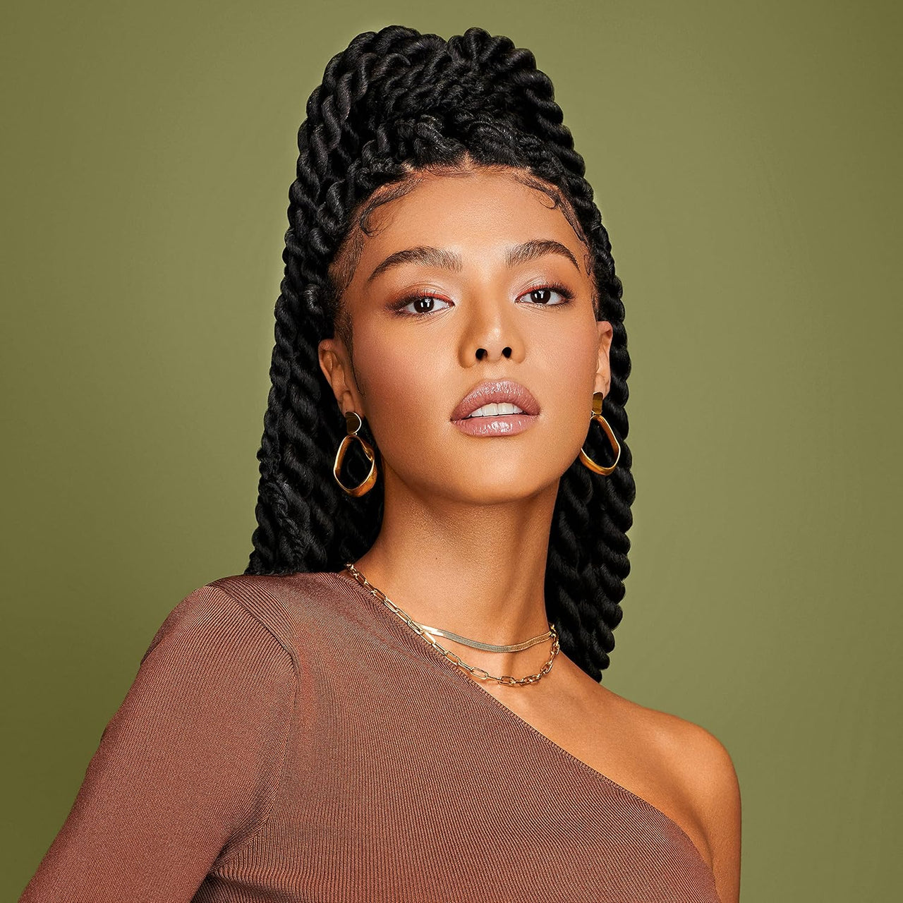 African Pride Olive Miracle Anti-Breakage Moisture Restore Curl Refresher 12 Fl. Oz. / 355 mL - ANNS BEAUTY SUPPLY