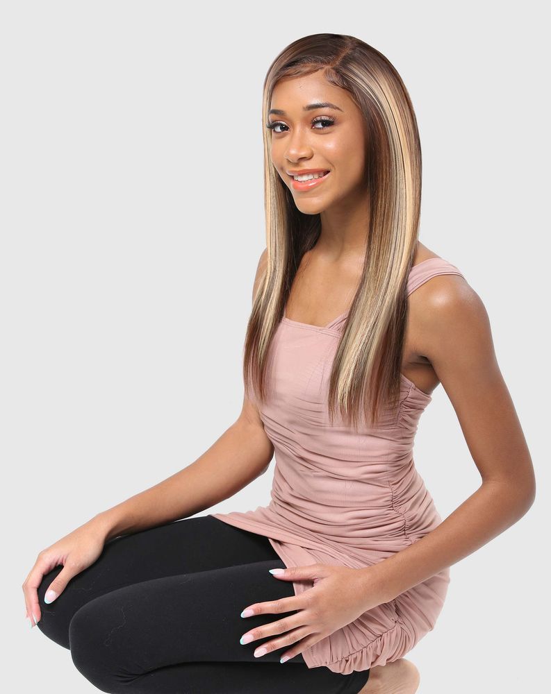 Vanessa Premium Brazilian Human Hair 13x5 Hand-Tied HD Lace H1452 STR 20"